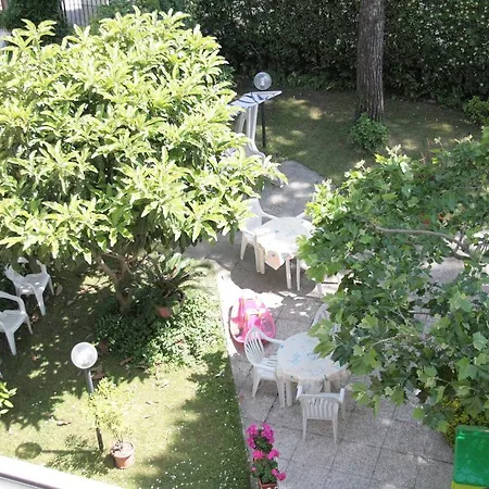 Perla Del Mare 3* Lido di Camaiore