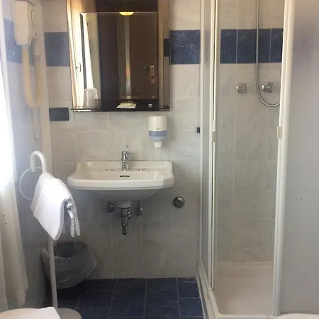 Perla Del Mare Hotel 3*