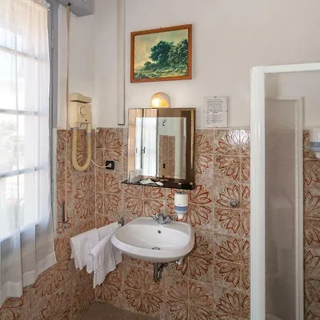 Perla Del Mare Hotel 3*